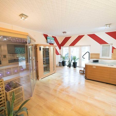 Brillwellness Otel Zalakaros Dış mekan fotoğraf