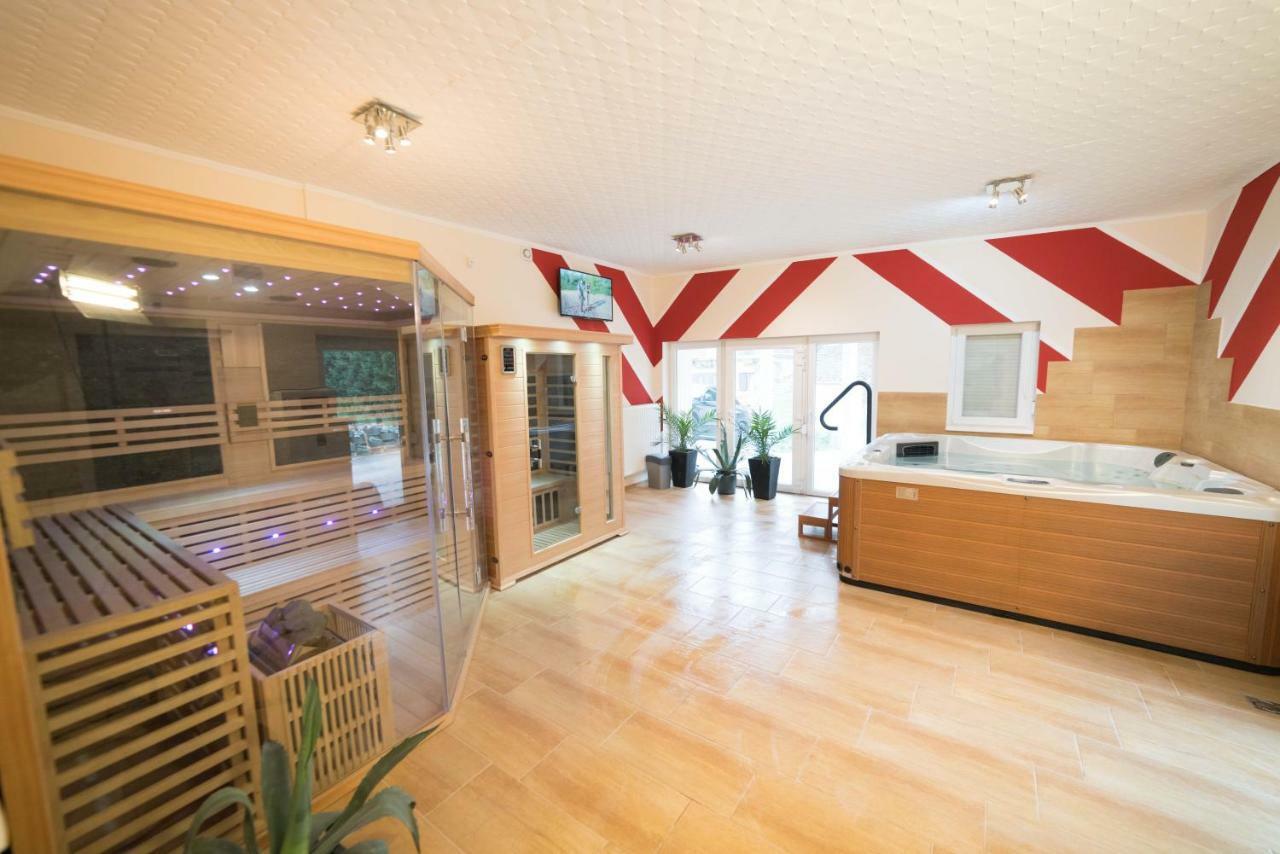 Brillwellness Otel Zalakaros Dış mekan fotoğraf